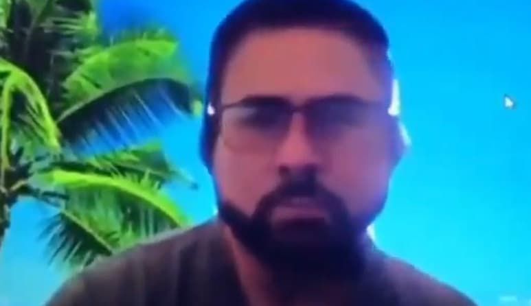El profesor de la universidad en Veracruz, se refirió a las relaciones entre parejas del mismo sexo como 'marranadas, porquerías y cochinadas', además de condenar el aborto al considerarlo como una 'mascare' (CAPTURA)