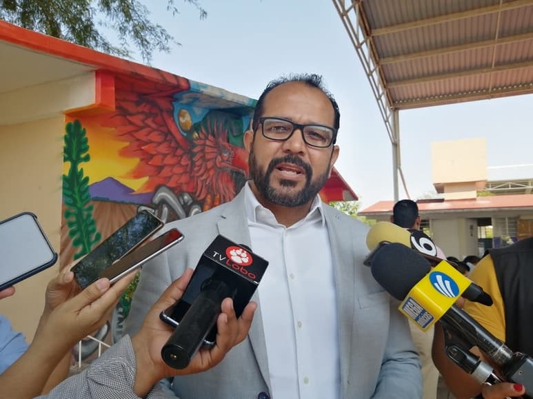 Castañeda rendirá protesta como diputado el 1 de septiembre.