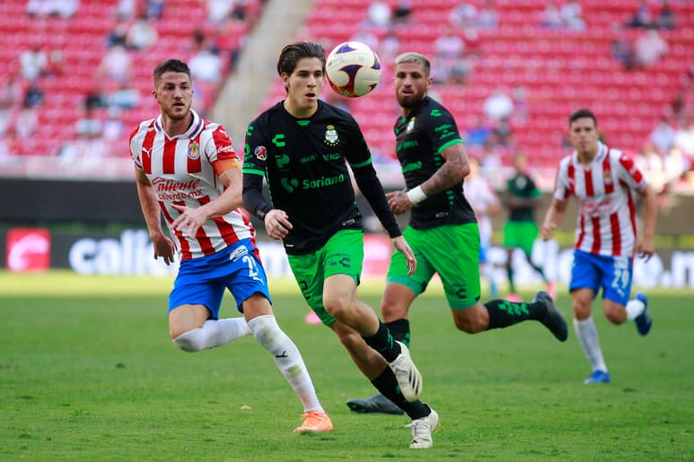 La Liga MX informó que por decisión de Santos y del mismo jugador, Santiago Muñóz no jugará en el Juego de Estrellas del 25 de agosto. (JAM MEDIA)
