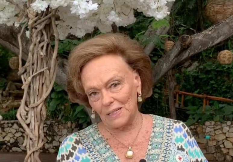 Por una trayectoria de más de 45 años en el ámbito gastronómico, el pasado martes 17 de agosto, le fue entregado a la chef Susana Palazuelos un reconocimiento por parte de la Comisión de Cultura y Cinematografía de la Cámara de Diputados.