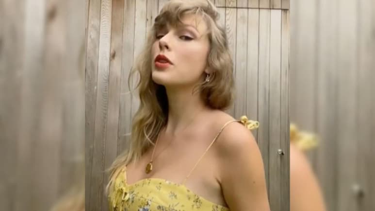 Taylor Swift abrió su cuenta de TikTok, la plataforma para compartir videos que más consume la generación Z, de la que forman parte gran parte de sus seguidores. (ESPECIAL)