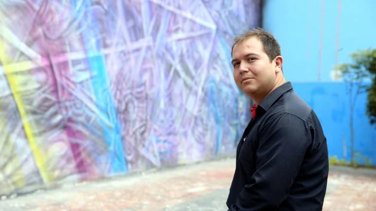 Desde los textos bíblicos se arroja una narrativa donde las relaciones entre padres e hijos se tornan tortuosas. ¿Cuál es el manual indicado para aprender a ser padre? ¿Este manual existe o sólo es producto de la imaginación, una aproximación a la solución deseada? (SAÚL RODRÍGUEZ)