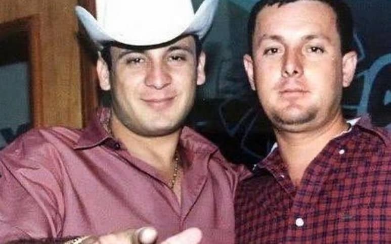 A 15 años del asesinato de Valentín Elizalde, Tano Elizalde, su primo, volvió a los focos de la atención pública luego de anunciar su compromiso con Gabriela Sabag, quien fue esposa del intérprete.