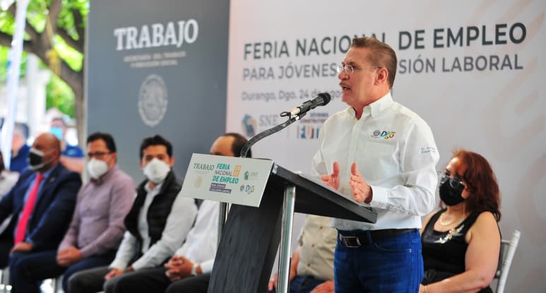 Rosas Aispuro dijo que se han recuperado empleos y generado más de los que se habían perdido ante la crisis sanitaria. (CORTESÍA)