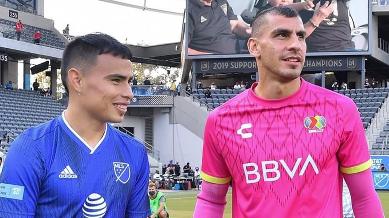 La idea es clara y no es un secreto; en un futuro, próximo o lejano, se espera que la Liga MX y la Major League Soccer se fusionen para formar un gran consorcio deportivo-económico que domine el futbol del continente americano. (ESPECIAL)