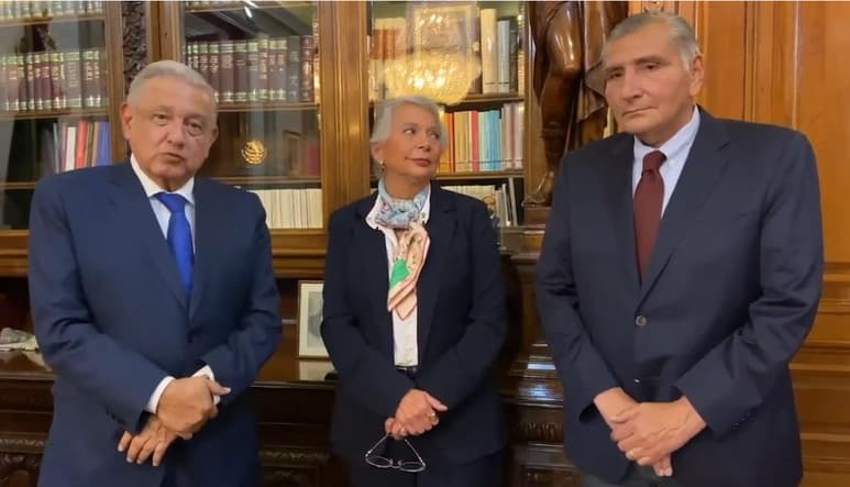 Adán Augusto López, actual gobernador de Tabasco, será el nuevo secretario de Gobernación tras la salida de Olga Sánchez Cordero para regresar al Senado de la República.
(YOUTUBE)