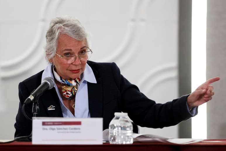 El Movimiento Regeneración Nacional (Morena), partido del presidente mexicano, Andrés Manuel López Obrador, propondrá como presidenta del Senado a Olga Sánchez Cordero, quien este jueves renunció como secretaria de Gobernación para reincorporarse a la cámara alta. (EFE)
