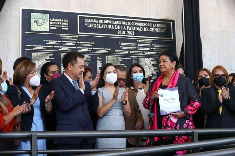 La presidenta de la Cámara de Diputados, Dulce María Sauri, reveló que desde el pasado lunes recibió por parte de la Fiscalía General de la República (FGR), un citatorio, para que el órgano legislativo compareciera este jueves por el caso Anaya. (ARCHIVO)