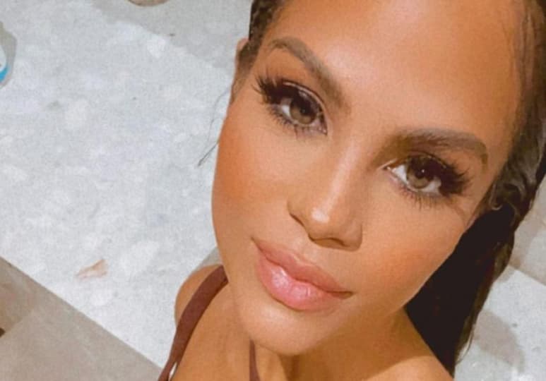 La cantante dominicana encantó al público al mostrarse disfrutando del atardecer en Puerto Rico (@NATTINATASHA)