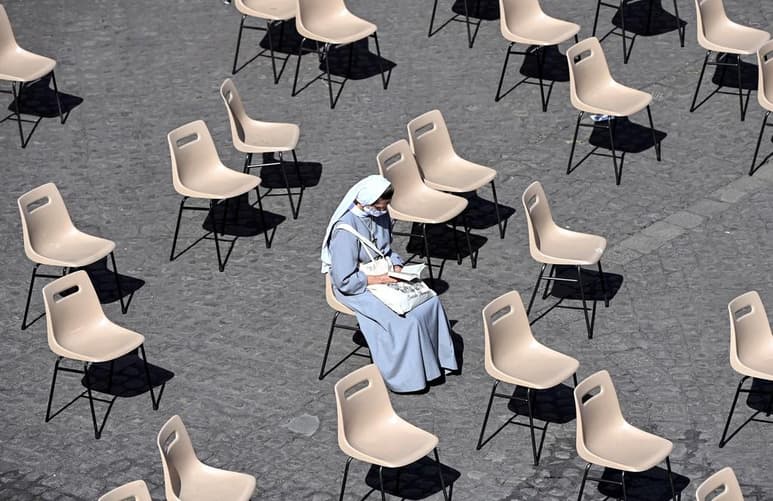 La madre superiora del monasterio de Montegalda (Vicenza, norte de Italia) ha sido 'denunciada' a la diócesis por su hermano médico, que ha revelado que ella y las otras cinco monjas que viven en el lugar no están vacunadas y se oponen a la inmunización. (ARCHIVO)