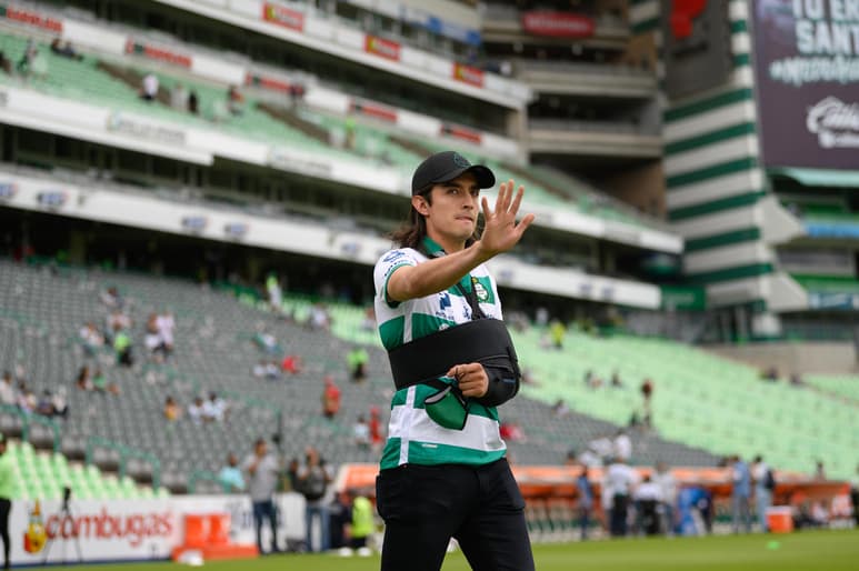 Carlos Acevedo rompió el silencio y habló sobre su ausencia en la lista de jugadores mexicanos para disputar el primer All Star Game de la historia. (JORGE MARTÍNEZ)