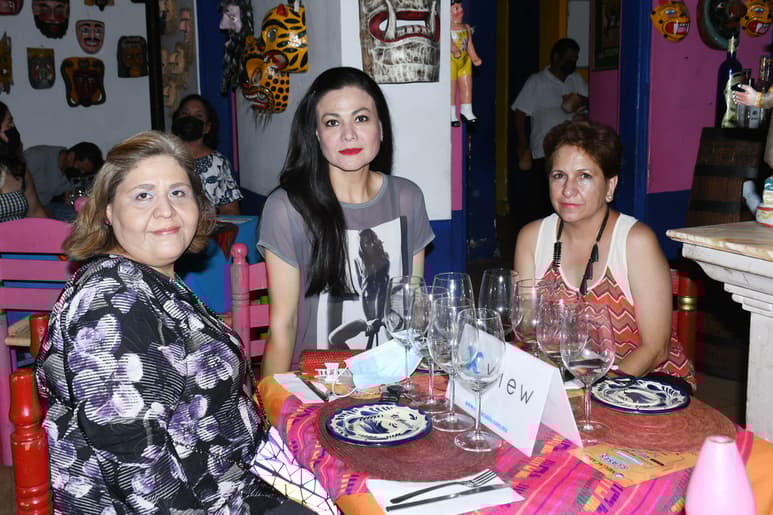 Araceli López, Norma Córdoba y Marcela Escobar (EL SIGLO DE TORREÓN/ FERNANDO COMPEÁN) 