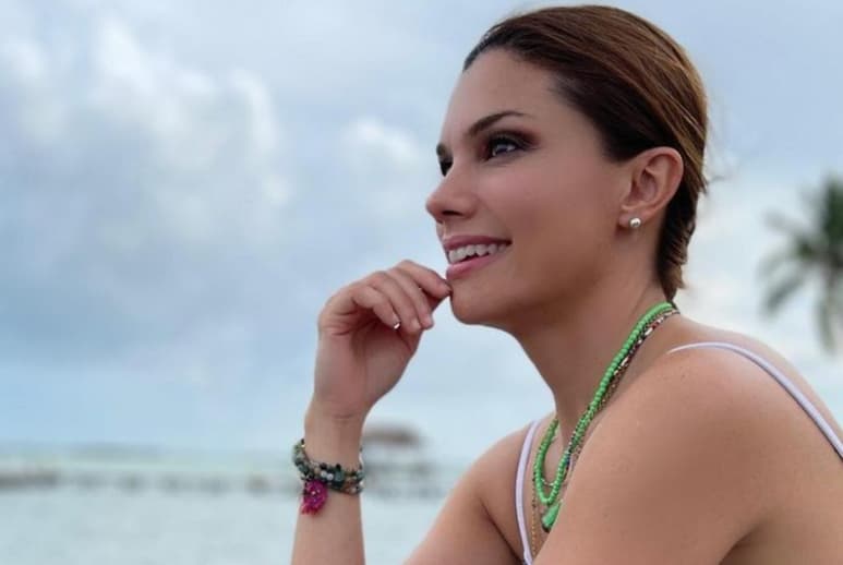 La presentadora de televisión 'enamoró' al mostrarse con poca ropa desde Instagram (@TABATAJALILOFICIAL)