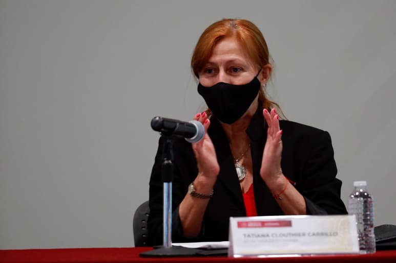 Con el objetivo de participar en el Diálogo Económico de Alto Nivel, así como para reunirse con empresarios y hablar sobre semiconductores, logística y tecnología, el miércoles 8 de septiembre la secretaria de Economía, Tatiana Clouthier, iniciará su visita de trabajo a Washington, D.C. (ARCHIVO)