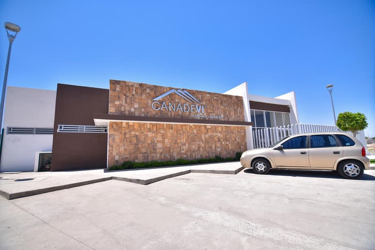 El paquete económico decepcionó al sector empresarial, al proyectar una nueva disminución en el presupuesto para la Secretaría de Economía, además de reducciones a estados y municipios, de modo que solamente existe impulso a los proyectos que interesan al Ejecutivo federal. (ARCHIVO)