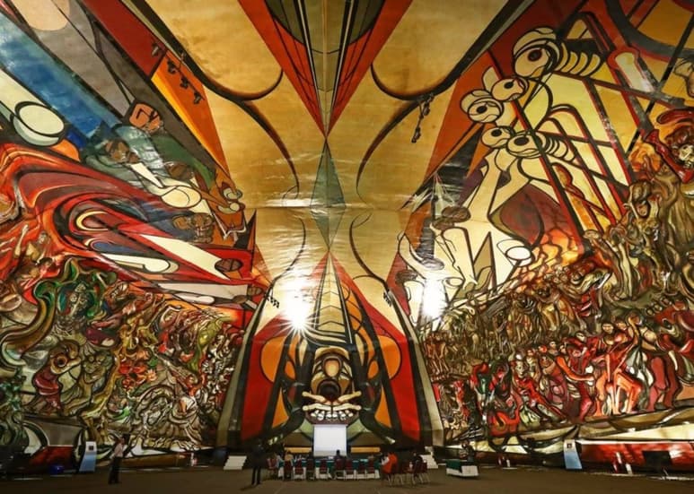 Ubicado en la CDMX, es reconocido como el mural más grande del mundo, con una extensión de más de 2,400 metros cuadrados de pintura plasmando distintas etapas de la humanidad (ESPECIAL)