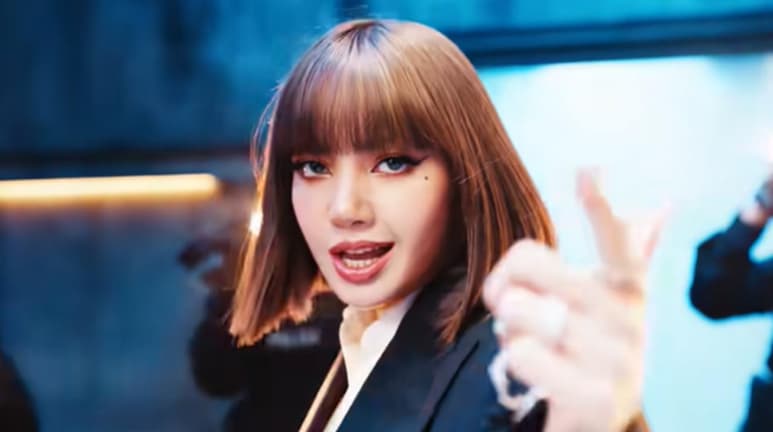 Luego de mucha expectativa, finalmente este viernes, Lisa de BLACKPINK hizo su debut en solitario con el lanzamiento de “LALISA”, el primer sencillo de su álbum del mismo nombre. (ESPECIAL)