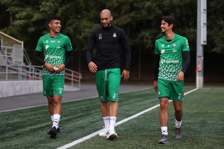 La experiencia con la que cuenta el lateral albiverde Carlos Emilio Orrantia, juega un papel fundamental en partidos de eliminación directa, justo como el que encarará Santos Laguna este martes frente a Seattle Sounders, en la Semifinal de la Leagues Cup.
