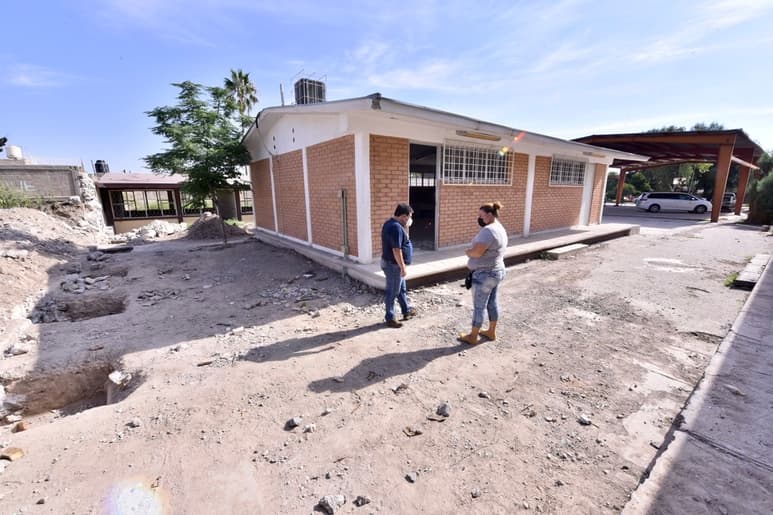 Múltiples afectaciones ha tenido la primaria como consecuencia de las pasadas lluvias y de los robos. (ÉRICK SOTOMAYOR)