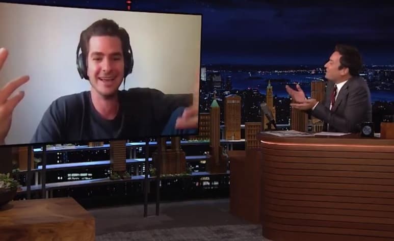 La esperanza de ver a Tobey Maguire, Andrew Garfield y Tom Holland en la misma película de Spiderman sigue con vida, pues este lunes por la noche, el protagonista de la segunda propuesta del superhéroe apareció en el show de Jimmy Fallon y habló al respecto.