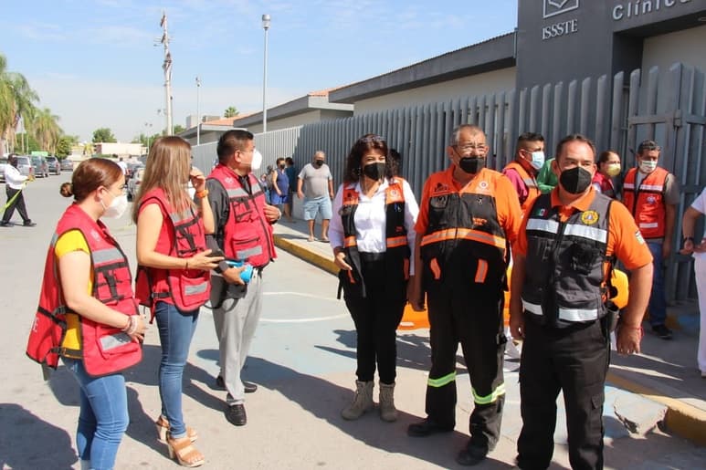 Los elementos de Protección Civil organizan estos simulacros. (CORTESÍA)