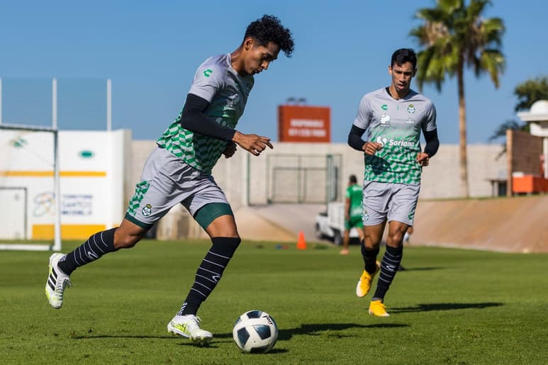 Los Guerreros se enfocan en intensa práctica para la Liga MX, pues medirán su potencial frente al Puebla el próximo domingo (SANTOS LAGUNA)