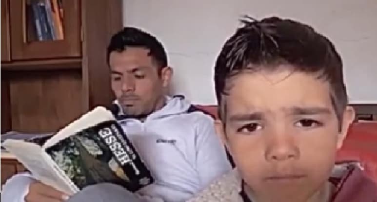 El menor expresa en el video lo 'inestable' que será al crecer por no tener un hermanito, declaraciones que lo han hecho viral en redes sociales (CAPTURA)