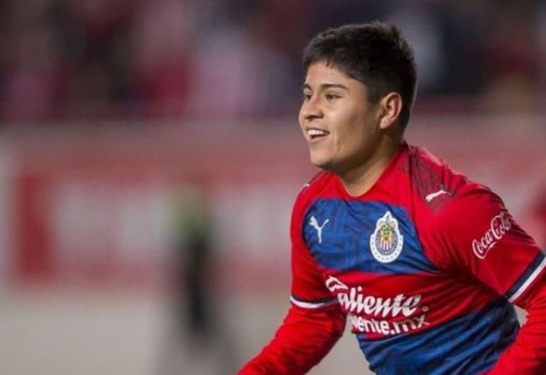 Motivado por el momento que vive como futbolista, Javier 'Chofis', quien acaba de marcar un 'hat-trick' en la MLS y fue incluido en el equipo de la semana del circuito estadounidense, no le cierra las puertas a un regreso a Chivas, con quien se siente en deuda. (ESPECIAL)