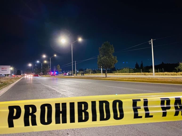 Fue la madrugada del sábado cuando se reportó el hallazgo en un predio ubicado en el bulevar Colosio, entre la Carretera 57 y bulevar Valdés Sánchez, lo cual ocasionó una movilización de diversas corporaciones.