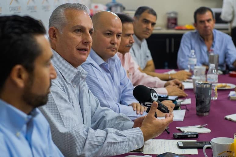 Dijo que aún no ha tenido acceso a la nómina, pero consideró que 'ya falta poco', pues se espera arrancar oficialmente con el proceso de entrega-recepción para la segunda o tercera semana de octubre. (EL SIGLO DE TORREÓN)