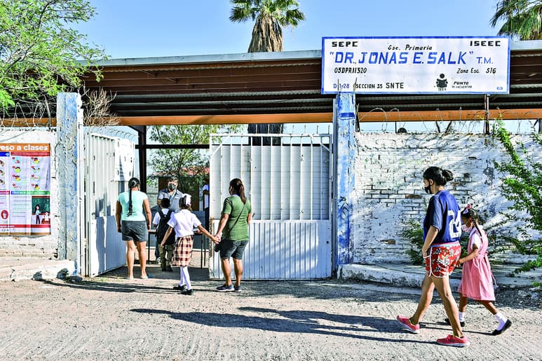 Para las clases presenciales, las escuelas deben cumplir con la infraestructura adecuada y con servicios de energía y agua potable. (ARCHIVO)