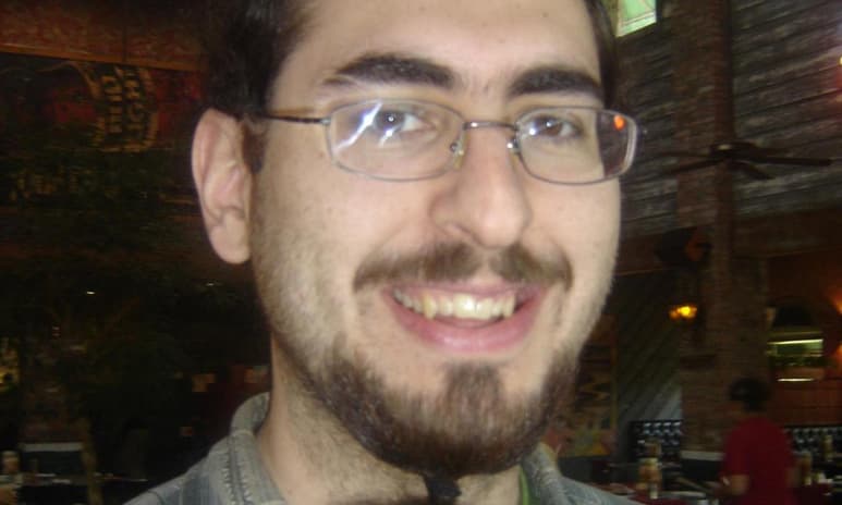 Un juez estadounidense sentenció este martes a cinco cadenas perpetuas sin posibilidad de libertad condicional a Jarrod Ramos, autor de un tiroteo que hace tres años dejó cinco muertos en la redacción de un periódico de Maryland. (ESPECIAL)