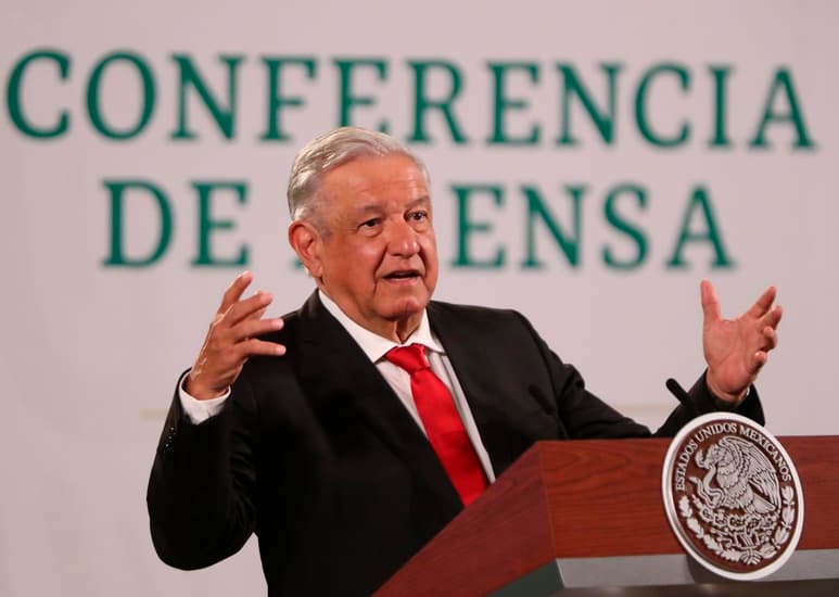 El presidente Andrés Manuel López Obrador incumplió los compromisos internacionales de México acerca de cooperación contra el crimen transnacional por no haber extraditado a Estados Unidos al presidente de Venezuela, Nicolás Maduro, cuando visitó el México el 17 y 18 de septiembre pasados, acusaron senadores republicanos por Florida. (ARCHIVO)