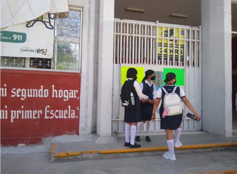 Siguen integrándose más escuelas al modelo híbrido de actividades y el próximo lunes 4 de octubre, se tiene proyectado el regreso a clases en 7 planteles de nivel básico en el municipio de Francisco I. Madero.