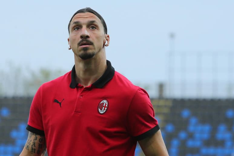 Fenómeno rebelde, delantero completo y moderno, amado y odiado por las aficiones, el sueco Zlatan Ibrahimovic cumple este domingo 40 años, todavía en la élite del futbol, de vuelta a la Liga de Campeones con el Milan y decidido a seguir compitiendo a altos niveles, pese a los problemas físicos que está complicando su arranque de temporada.
