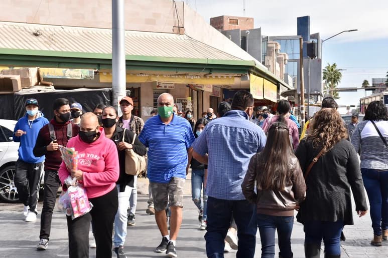 Las autoridades estatales y regionales han llamado a la población a mantener la disciplina y la responsabilidad, esto para evitar una 'cuarta ola' de contagios en el marco de las celebraciones de cierre de año. (ARCHIVO)
