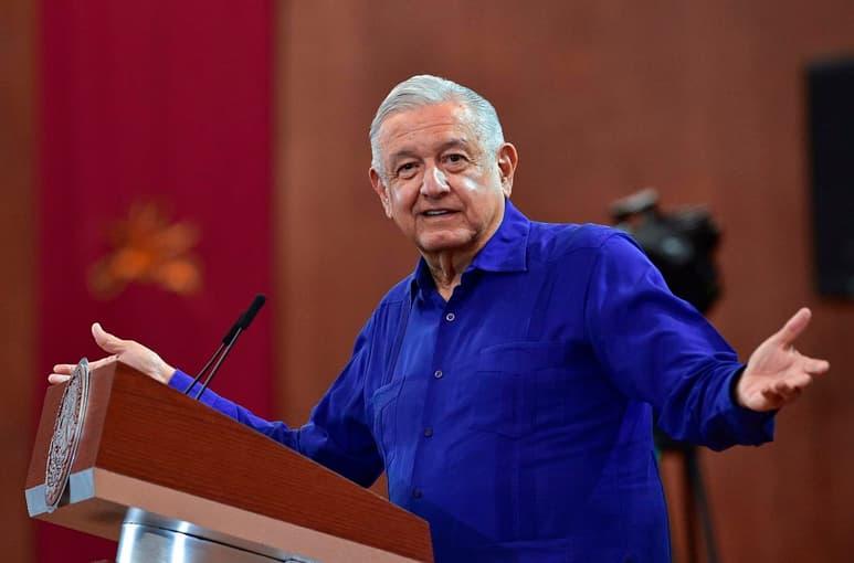 López Obrador reconoció que su gobierno buscará convencer a todos los partidos políticos en el Congreso para aprobar su iniciativa de reforma constitucional en materia eléctrica. (EFE)