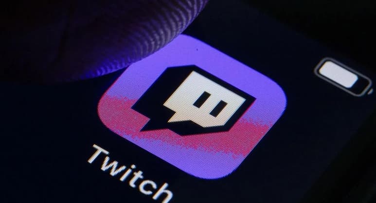 A través de la plataforma de 4Chan, el 'hacker' que se adjudica el hackeo contra Twitch, dijo que lo hizo para 'fomentar más interrupciones y competencia en el espacio de transmisión de video en línea' (ESPECIAL)