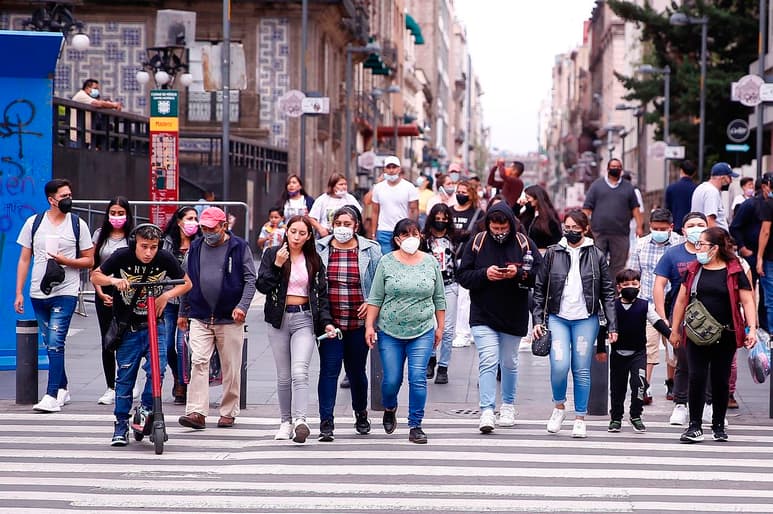 Además de otros 7 mil 613 contagios. (EFE)