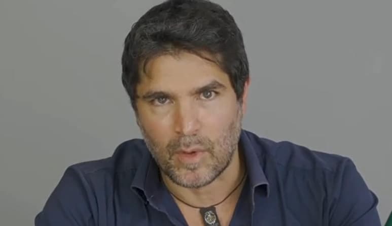 Religión. El actor Eduardo Verástegui se ha mostrado devoto a la religión católica a través de sus redes sociales.  