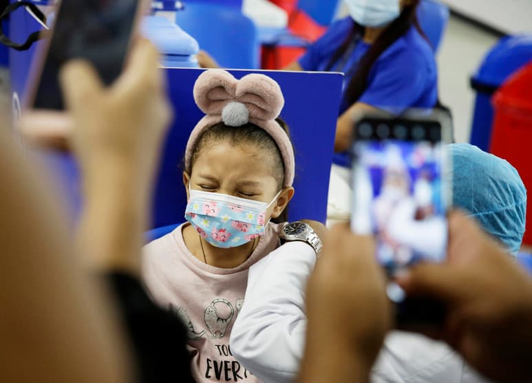 Son 150 niños amparados en el estado de Durango para vacunarse contra el COVID-19. (EFE)
