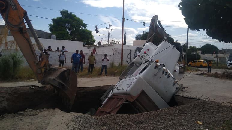 Se trata de la misma zona donde cayó un camión recolector en meses pasados.