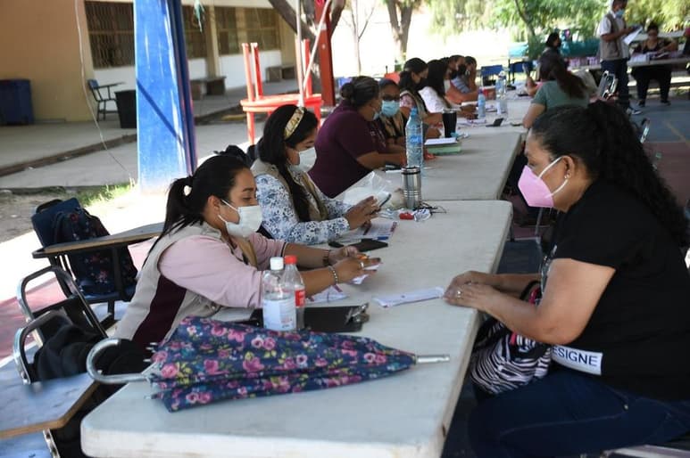 Ayer lunes arrancó el proceso de reposición de tarjetas del Bienestar de la empresa Banorte. (EL SIGLO DE TORREÓN)