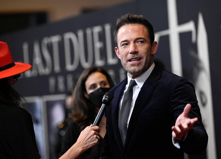 Además de tener puestos los reflectores encima por su segunda oportunidad en el amor con Jennifer Lopez, Ben Affleck se encuentra promocionando su más reciente trabajo en la cinta El último duelo. (AP)