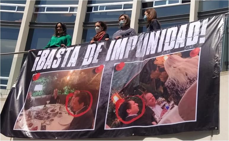 El sábado pasado se difundieron unas fotos de él cenando en un restaurante de lujo. (EL UNIVERSAL)
