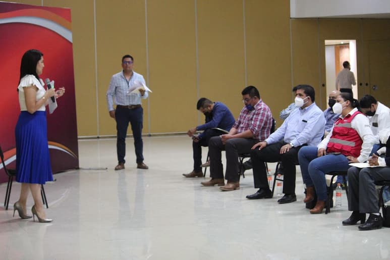 Durante la reunión se abordaron los temas para el ejercicio presupuestario del próximo año. (CORTESÍA)