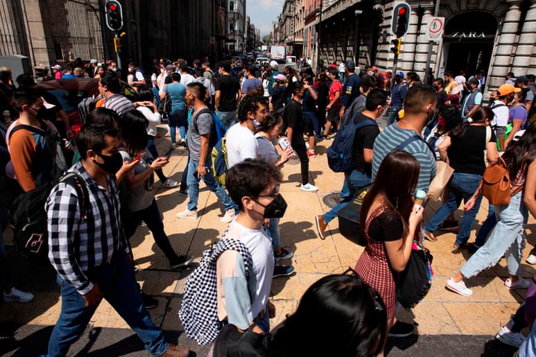 Casos en el país superan los 3 millones 738 mil. (EFE)