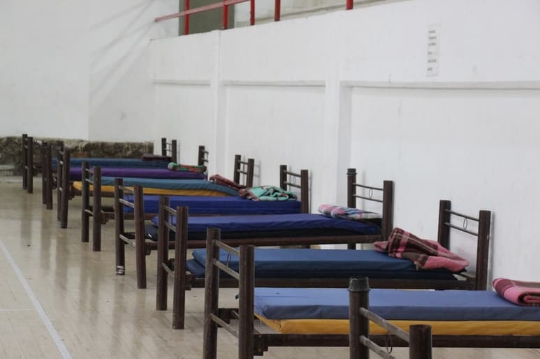 Cualquier familia de la zona rural o urbana puede hacer uso del auditorio municipal que fue acondicionado como albergue. (EL SIGLO DE TORREÓN)