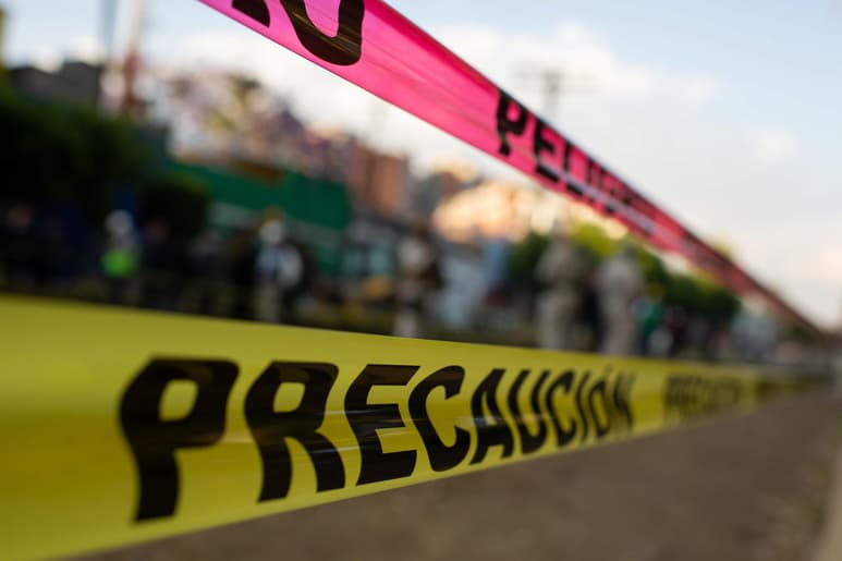 El hombre degolló a su esposa de 34 años y su hija de 12. (ARCHIVO)