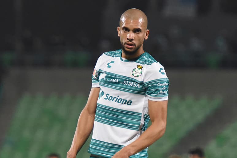 El defensor de Santos Laguna, Matheus Doria, inició hace unos meses su proceso de naturalización en México, el jugador tiene interés de jugar con la Selección Mexicana, es uno de sus objetivos, cuando jugó representando a la Liga MX ante la MLS fue una experiencia que lo marcó como futbolista.